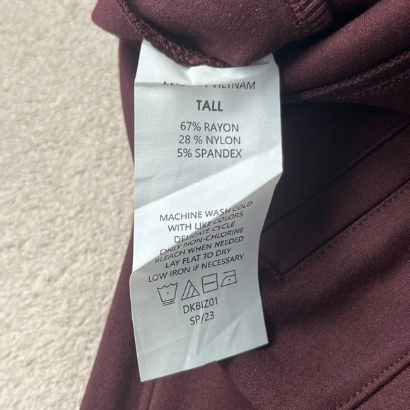 Quince Ultra-Stretch Straight Leg Pant-Burgundy/Maroon-Women’s XS tall & L-NEW - Picture 6 of 7